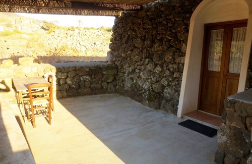 Pantelleria Villa | Discover Dammuso OCRA: Family-Friendly with Breakfast Included