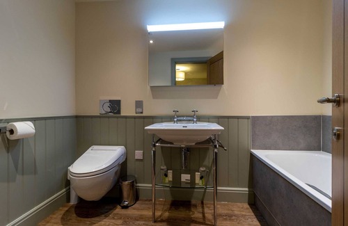 Crosthwaite Hotel | Relax at Damson Dene Hotel with Spa and Pool Amenities