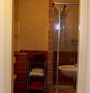 Blievenstorf Apartment | Family-Friendly Retreat at Damwildhof Fewo zur Linde