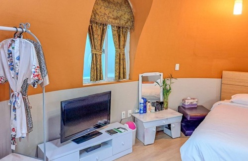 Damyang House | Eco-Friendly Retreat at Damyang Firefly Pension