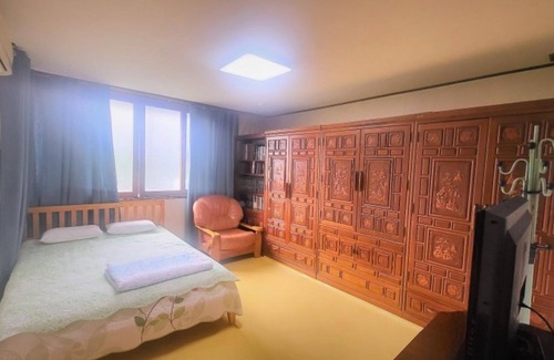 Changpyeong House | Eco-Friendly Damyang Friend & Doldamgil Pension Awaits