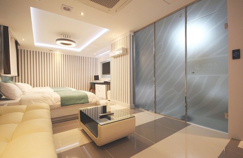 Damyang Hotel | Eco-Friendly Stay at Damyang Nora Self Check-in Motel