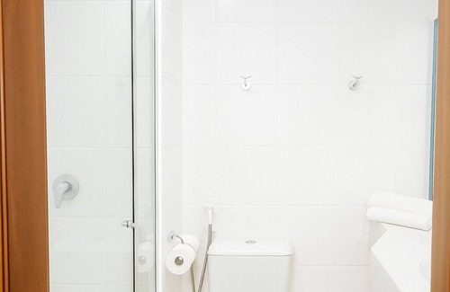 Sao Carlos Hotel | Top-Rated Hotel Dan Inn São Carlos with Dining & Accessibility