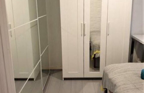 Dickson House | Cozy Private Room Near City & ANU - Rated 8/10 by Guests