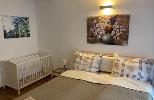 Leopoldstadt Apartment | Pet-Friendly Stay at Dana's Apartment by Augarten - Rated 9.4