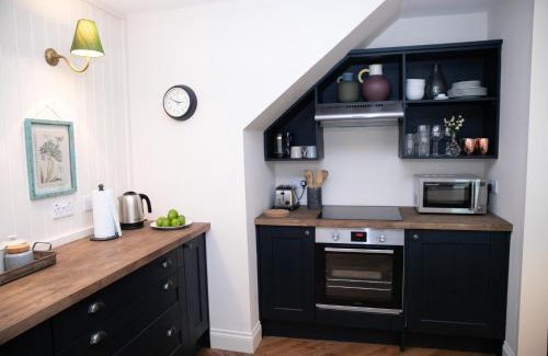 Aberlour House | Cozy Dandaleith Cottage No.1 with Breakfast & Family-Friendly Perks