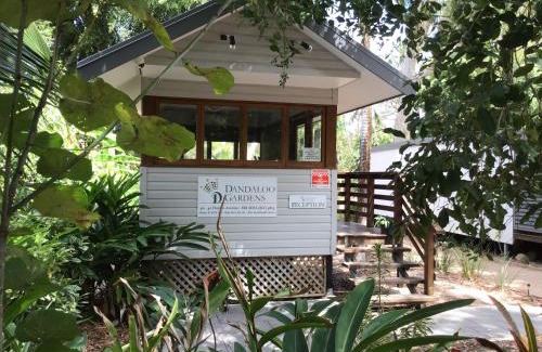 Arcadia Ski Chalet | Discover Dandaloo Gardens: Ocean View & Pet Friendly Stay