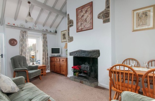 Cregneish Cottage | Dandy Rigg Cottage - sleeps 4 guests in 2 bedrooms