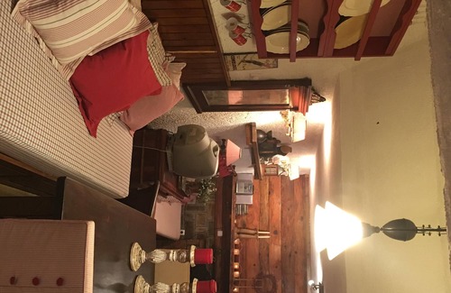 Eptalofos Ski Chalet | Inviting Chalet Orelia in Agoriani with Family-Friendly Amenities