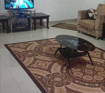 Kano State House | Family-Friendly Dangiwa Apartment with Relaxing Hot Tub