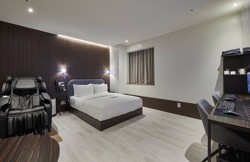 Dangjin Hotel | Guest Rated: Top Eco-Friendly Stay at Dangjin Terminal Hotel