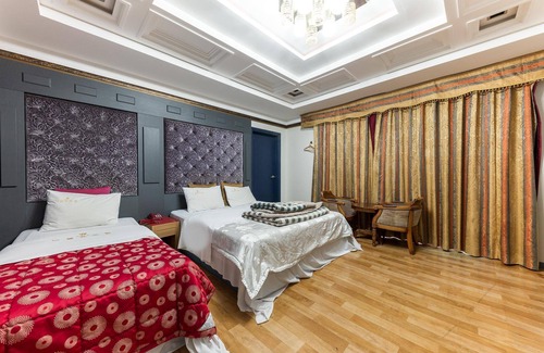 Dangjin Hotel | Eco-Friendly Comfort at Dangjin W with Family Amenities