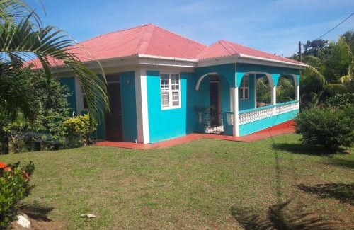 Saint Peter Parish House | Oceanfront Danglez Bed & Breakfast - Rated 9.2 by Guests