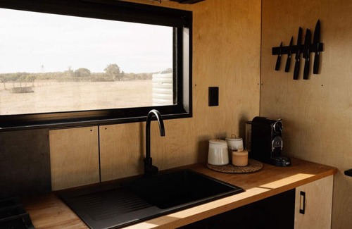 Yallingup Cabin | Cozy Getaway at Daniel the Tiny Home, Yallingup