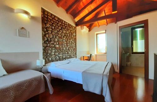 Borgo Roma House | Discover DaniEli Camere: Pet-Friendly with Breakfast Included