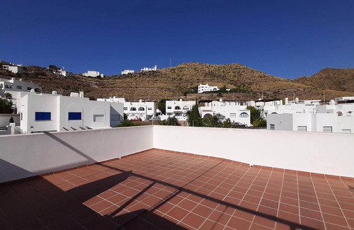 San Jose House | Danielita House: Pet-Friendly Chalet Steps from the Beach
