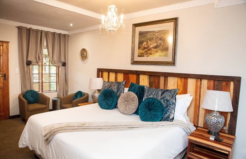 Polokwane House | Delightful Danlee Overnight Accommodation with Breakfast & Kitchen