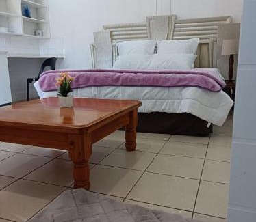 Scottsville Apartment | Cozy Danodeb Lodge: Child-Friendly with Breakfast Included