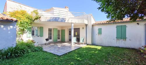La Couarde-sur-Mer Villa | Family-Friendly Villa in the Heart of La Couarde