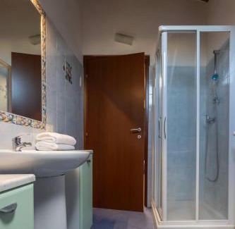 Novara Apartment | Inviting Dante's Skyview - Cozy Apartment Near Novara Station