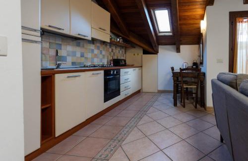 Novara Apartment | Inviting Dante's Skyview - Cozy Apartment Near Novara Station