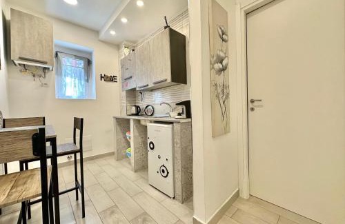 Rione Alto Bed & Breakfast | Top-Rated Dantonarooms: Family & Pet Friendly Stay