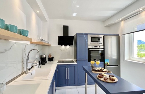 Roda Villa | Indulge at Danune Beachfront Villa with Private Pool