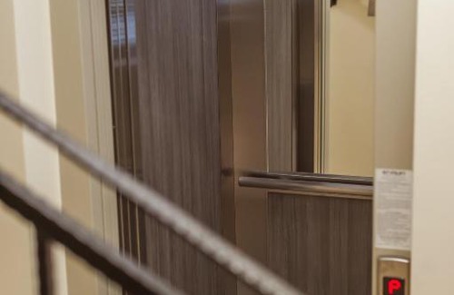 Pitesti Apartment | Discover Dany Rent A Home: Child-Friendly & Hot Tub Oasis