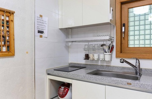 Danyang House | Eco-Friendly Danyang Woosanjeongsa Hanok Pension - 10/10 Rating
