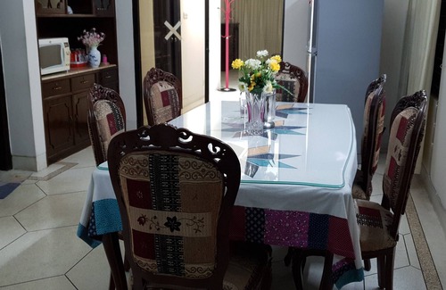 Gulshan House | Cozy Daon Guest House in Dhaka with Family-Friendly Amenities