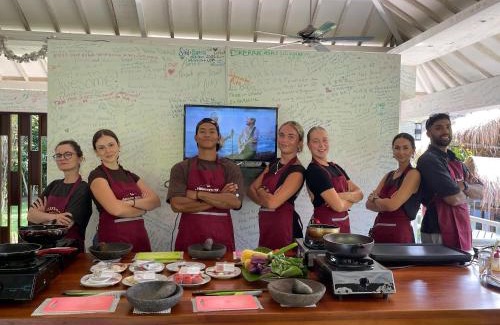 Senggigi House | Top-Rated Anggrek Putih Homestay with Cooking Class