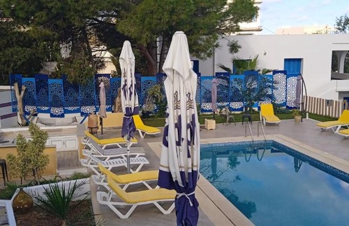 Rafraf House | Relax at Dar Ben Mustafa RAFRAF with Pool & Hot Tub Access