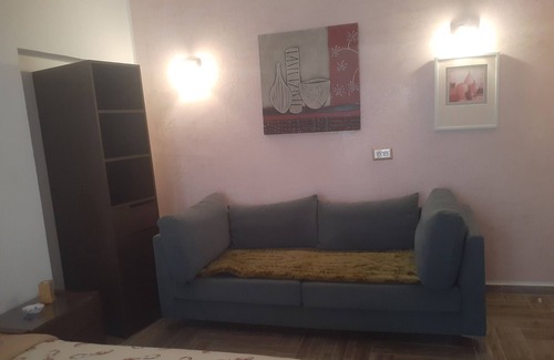Rafraf House | Discover Dar BEN MUSTAFA with Pool and Family-Friendly Amenities