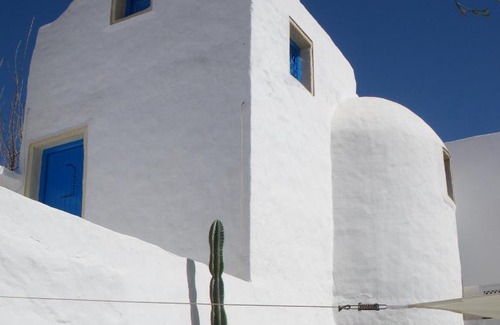 Erriadh Bed & Breakfast | Experience Bliss at Dar Bibine with Oceanfront Views