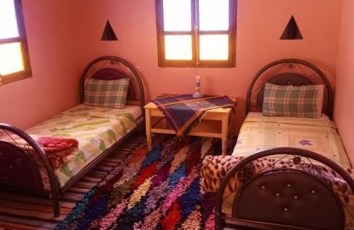 Tamedakhte House | Relax at Dar Brahim Tizgui Nbarda: Pet-Friendly Retreat