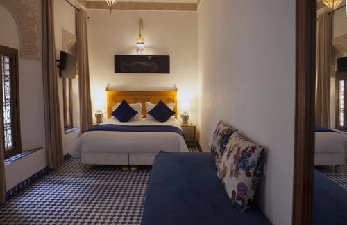 Talaa Bed & Breakfast | Cozy Guesthouse and Bed & Breakfast for Your Getaway