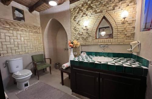 Tozeur House | Relax at Dar El Sultan Tozeur with Pool & Breakfast