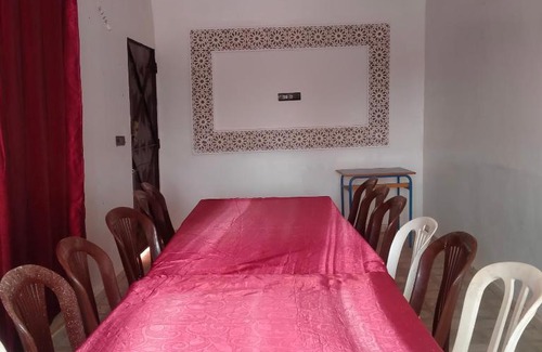 Sidi M'Hamed Dalil House | Budget-Friendly Stay at Dar Eventland with Family Amenities