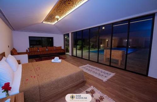 Sidi Abdallah Ghiat Hotel | Dar Ezzouak