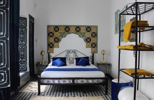 Dar Tazi House | Discover Dar Fassiya: Perfect Family Stay in the Medina