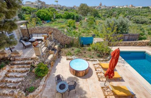 Nadur House | Oceanfront Haven: Dar Ix-Xemx with Pool and Hot Tub