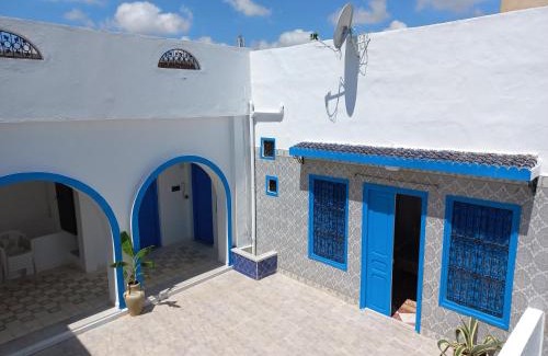 Ben Khalled House | Cozy Retreat at DAR Jamila in Béni Khalled with Breakfast