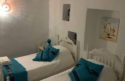 Houmt Souk Bed & Breakfast | Guest Rated 10/10 at Dar Lola: Oceanfront Bliss Awaits