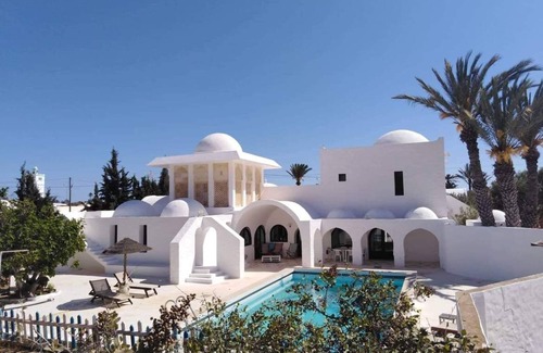 Arkou House | Exquisite Dar Nejma: Your Private Oasis in Djerba