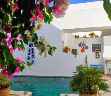 Nabeul Bed & Breakfast | Inviting Dar R'Bat: Guest Rated 9.3 with Ocean Views