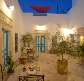 Nabeul Bed & Breakfast | Inviting Dar R'Bat: Guest Rated 9.3 with Ocean Views