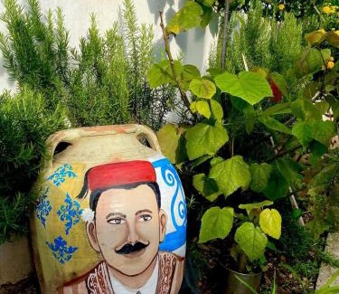 Tabarka House | Discover Dar zmen: Family and Pet-Friendly Retreat