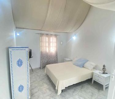 Tabarka House | Discover Dar zmen: Family and Pet-Friendly Retreat
