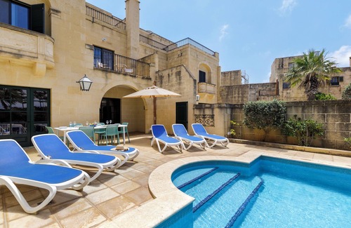 Ghasri Villa | Family-Friendly Dar ta Censina Villa with Private Pool
