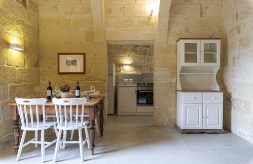 Ghasri House | Guest Rated 10/10: Dar ta' Katarin with Valley Views